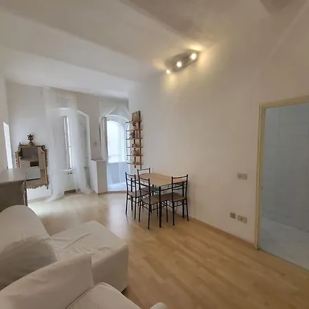 Tipico Bilocale In Centro Citta Apartment